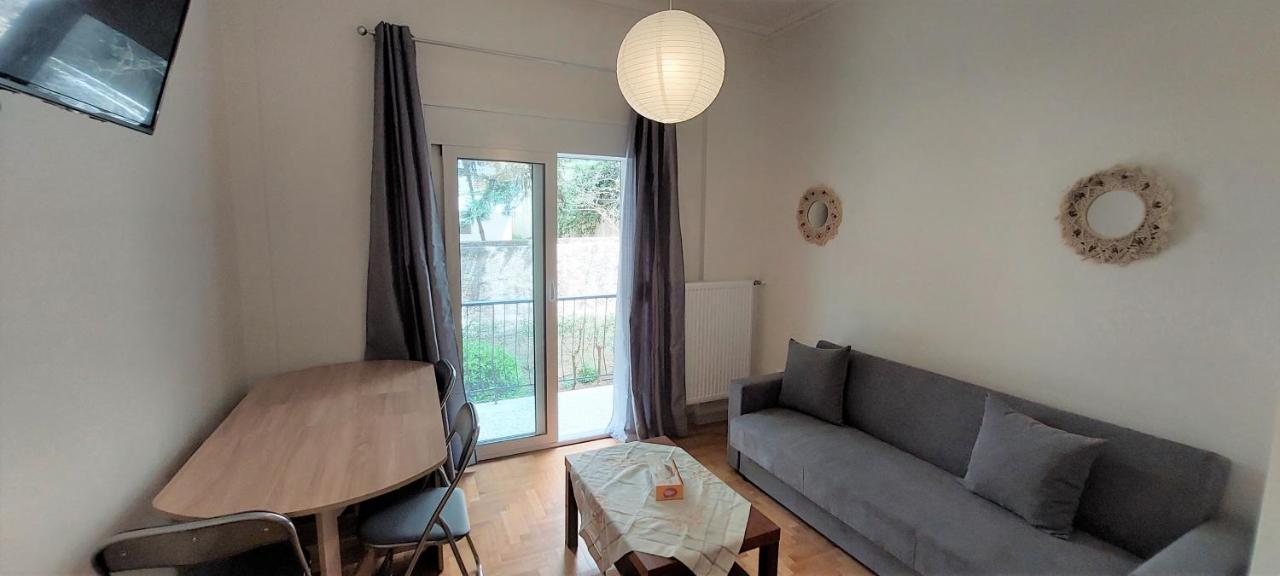 Cozy Apartment In Nea Smyrni Athén Kültér fotó