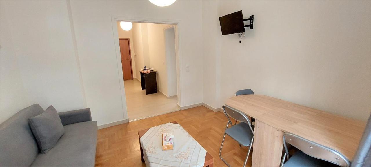 Cozy Apartment In Nea Smyrni Athén Kültér fotó